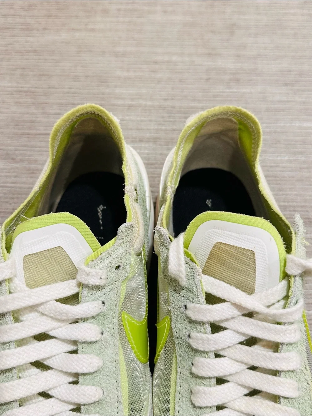 Nike Waffle One By You Custom Neon Volt Mint Green DJ0966-991 Men's Size 10.5